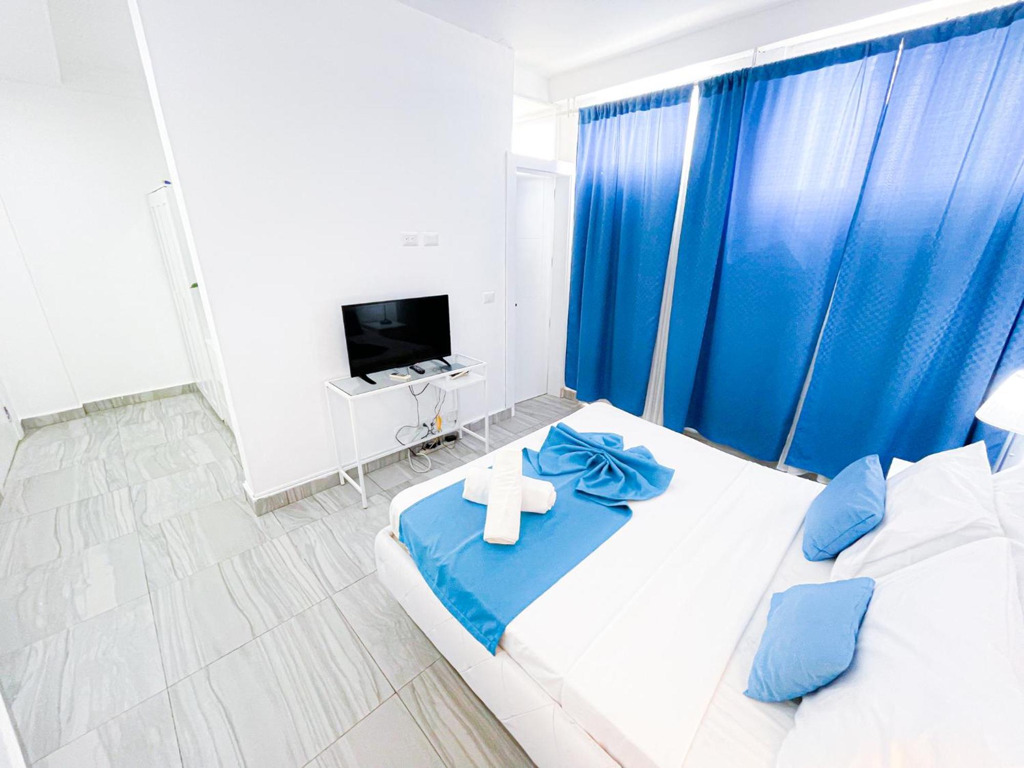 Ducassi Suites Studios Vacation Hotel Rooftop Pool Beach & Spa Пунта-Кана Экстерьер фото